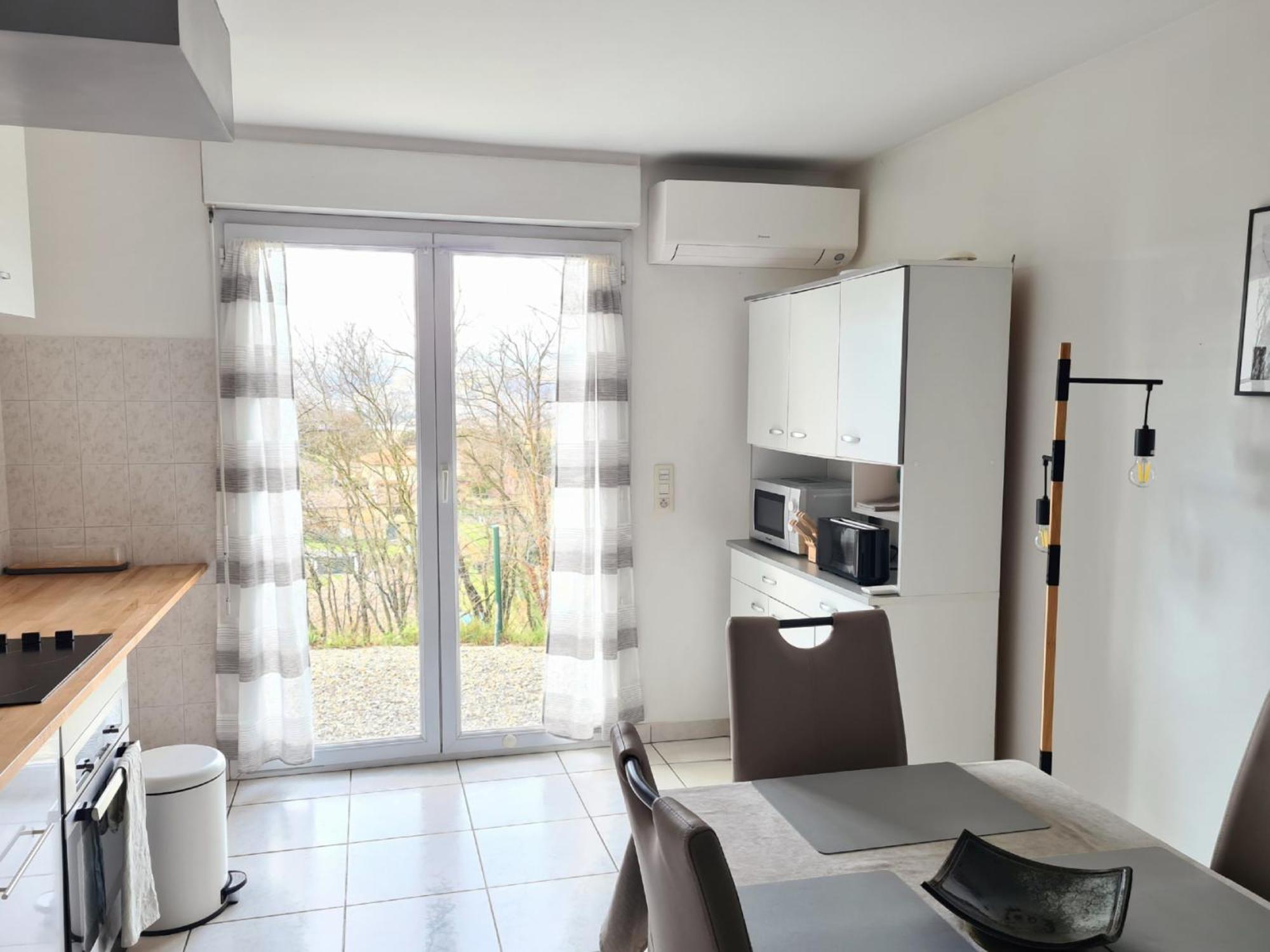 Gite De 70M² Avec Vue Sur Le Massif Du Pilat Clonas-sur-Vareze Buitenkant foto